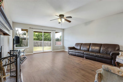 3800 Hickox Dr — photo 4