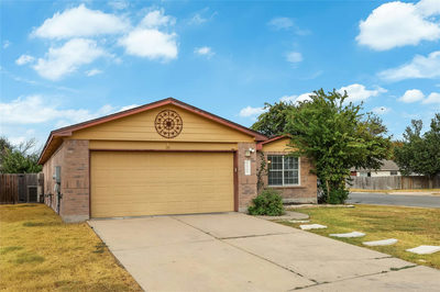 3800 Hickox Dr — photo 2