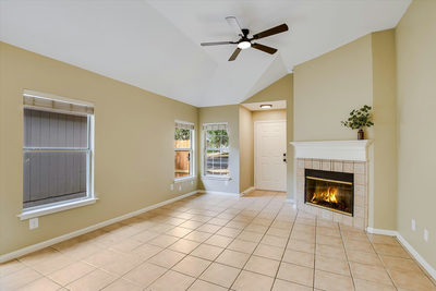 2157 Redwing Way — photo 3