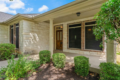 302 Brazos Dr — photo 5