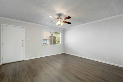 5905 Hidden Valley Trl — photo 4
