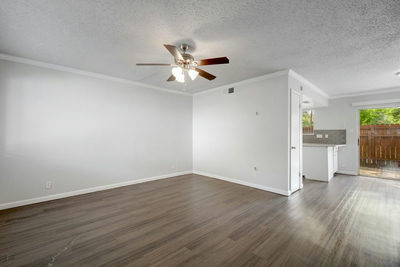 5905 Hidden Valley Trl — photo 3