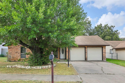 6232 Hillston Dr — photo 2