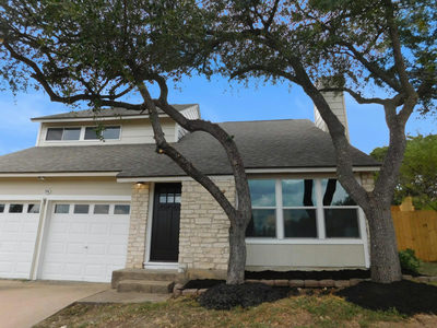 7704 FENTON Cv — photo 2