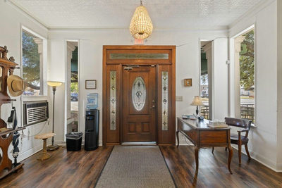 503 Talbot St — photo 5