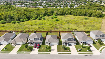 130 Satsuma Ln — photo 2