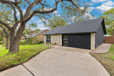 7110 Shadywood Dr — photo 2