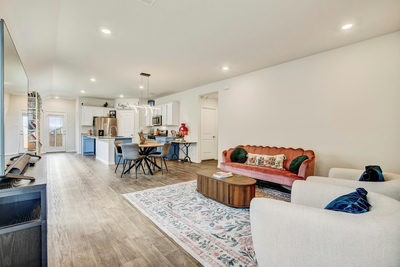 140 Texas Palmetto Cir — photo 5