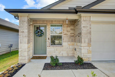 140 Texas Palmetto Cir — photo 2