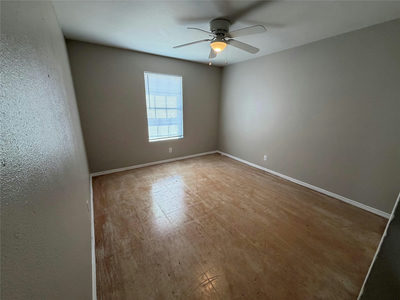 830 W Hutchins Pl — photo 2