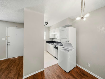 2401 Manor Rd #222 — photo 5