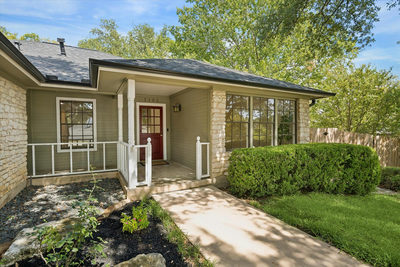 2102 Taylor Simonetti Ave — photo 2