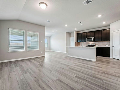 282 Red Tail Hawk Ln — photo 3
