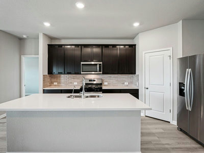 282 Red Tail Hawk Ln — photo 4