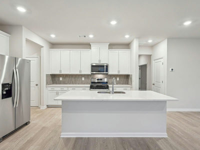 12421 Saint Thomas Dr — photo 3