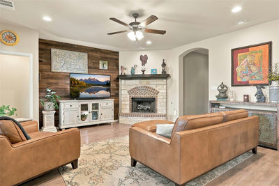 320 Fort Cobb Way — photo 4