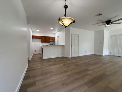 1621 Parkfield Cir — photo 5
