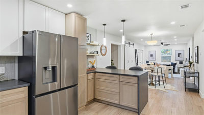 400 Chippendale Ave — photo 5