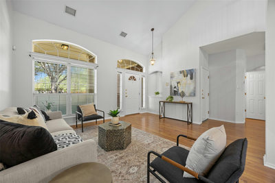 2633 Bolton St — photo 3