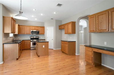 2633 Bolton St — photo 5