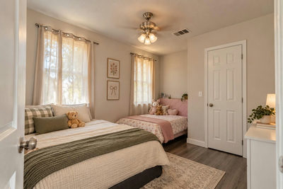 6707 Santos St — photo 4