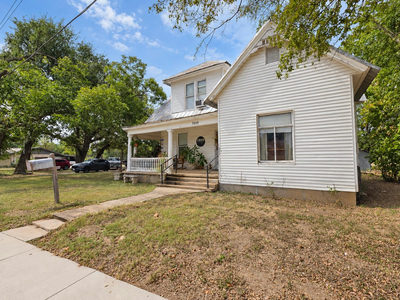 1809 Main St — photo 4