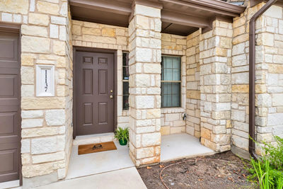 11137 Lost Maples Trl — photo 2