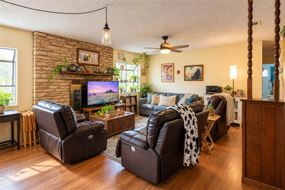 354 Alta Vista Dr — photo 2