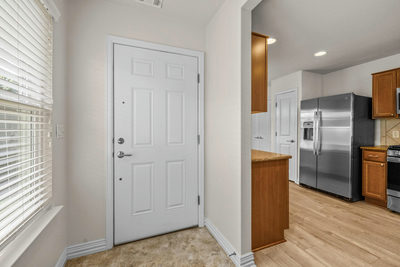 408 Sheldon Lake Dr — photo 3