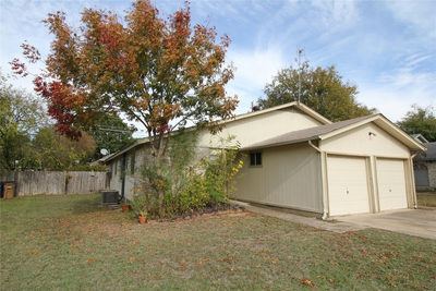 12818 Copper Cliff Ave — photo 3
