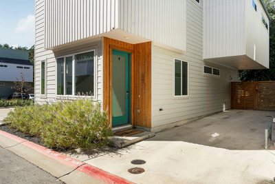 814 N Bluff Dr #82 — photo 2
