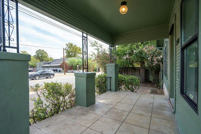 2703 E Cesar Chavez St — photo 4