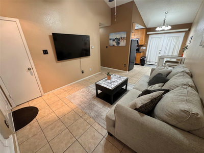 1015 E Yager Ln #172 — photo 4