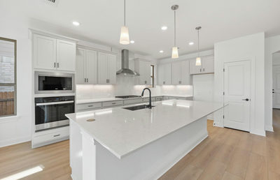 319 Archway Ln — photo 4