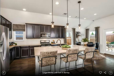 323 Archway Ln — photo 3
