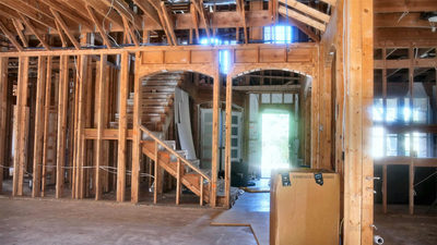 1812 Fall Creek Dr — photo 2