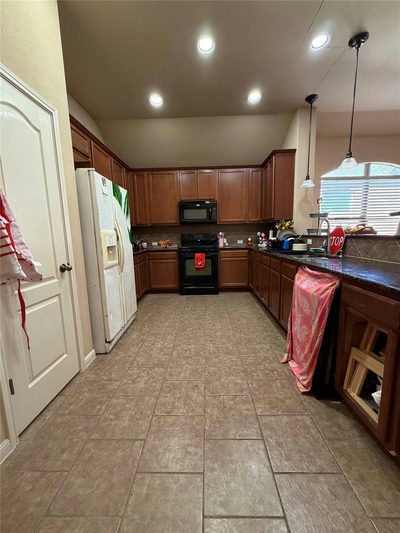 2316 Dovetail St — photo 5