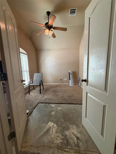 2316 Dovetail St — photo 4