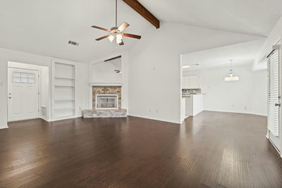 503 Dover Ln — photo 5