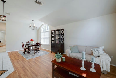 3704 Kissman Dr — photo 3