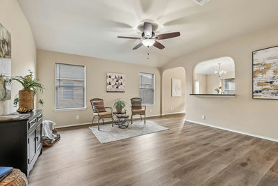 304 Grutsch Dr — photo 4