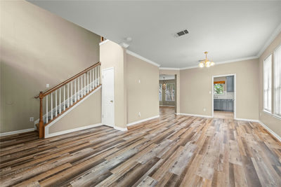 106 Reinhardt Ct — photo 3