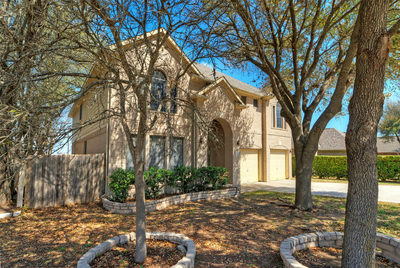 601 Indian Run Dr — photo 2
