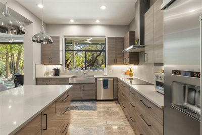 5615 McCarty Ln — photo 4