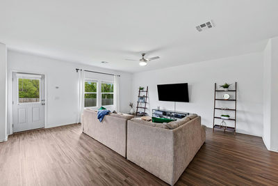 2204 Nightview Dr — photo 4
