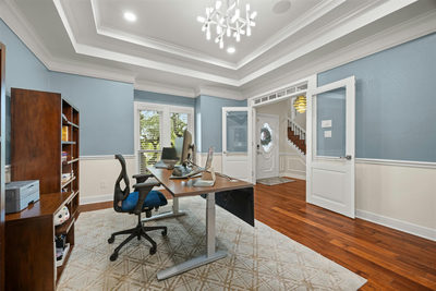 10405 Lockerbie Dr — photo 3