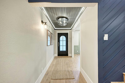 9401 Topridge Dr — photo 4