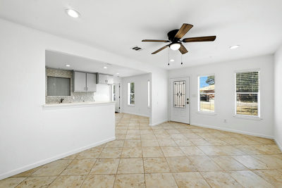 407 Magnolia St — photo 3
