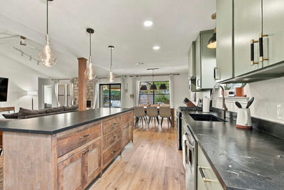 9706 Woodshire Dr — photo 2