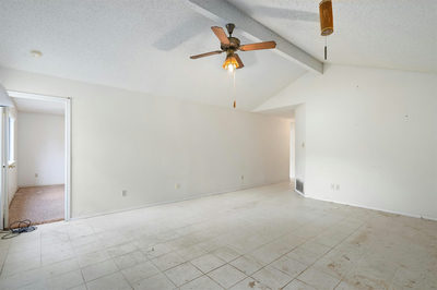 2614 Aylesbury Ln — photo 4